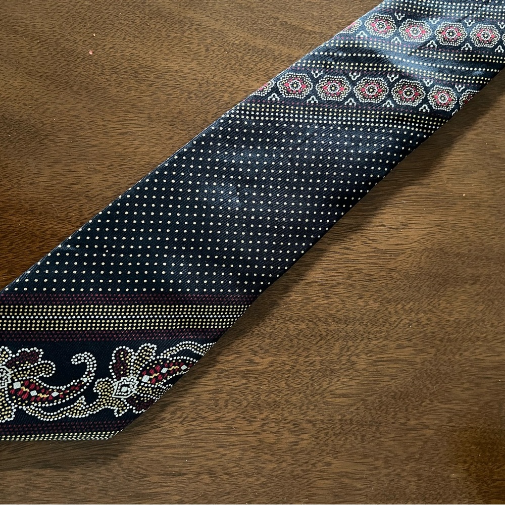 Men's Vintage Black Polka Dot Courchevel Silk Necktie Elegant Tie Business Wear